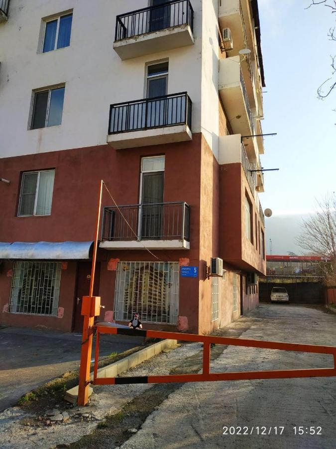 Apartment Sandra Tbilisi Eksteriør billede